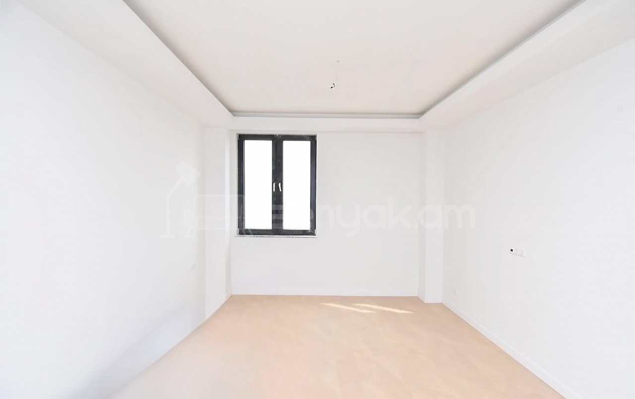 4 Սենյականոց Բնակարան Նորակառույցում, 208քմ, 17/21 հարկ, Կապիտալ Վերանորոգված