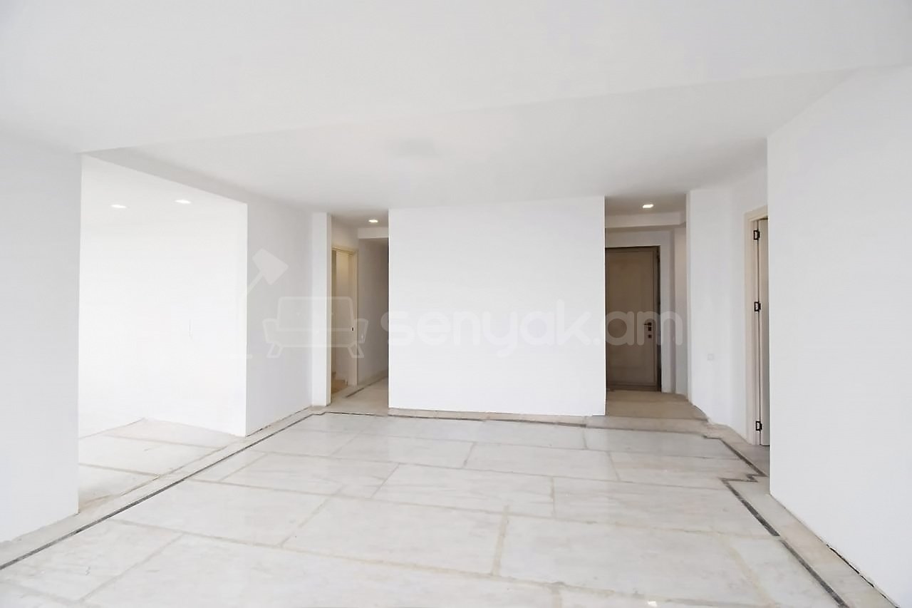 4 Սենյականոց Բնակարան Նորակառույցում, 208քմ, 17/21 հարկ, Կապիտալ Վերանորոգված