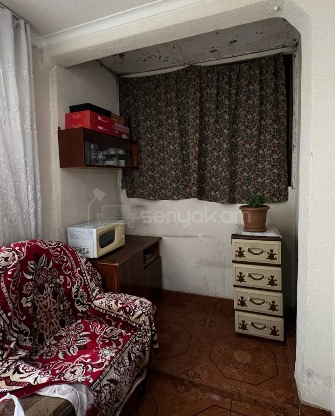 2 Սենյականոց Բնակարան Քարե Շենքում, 54քմ, 4/5 հարկ, Նորմալ Վիճակում