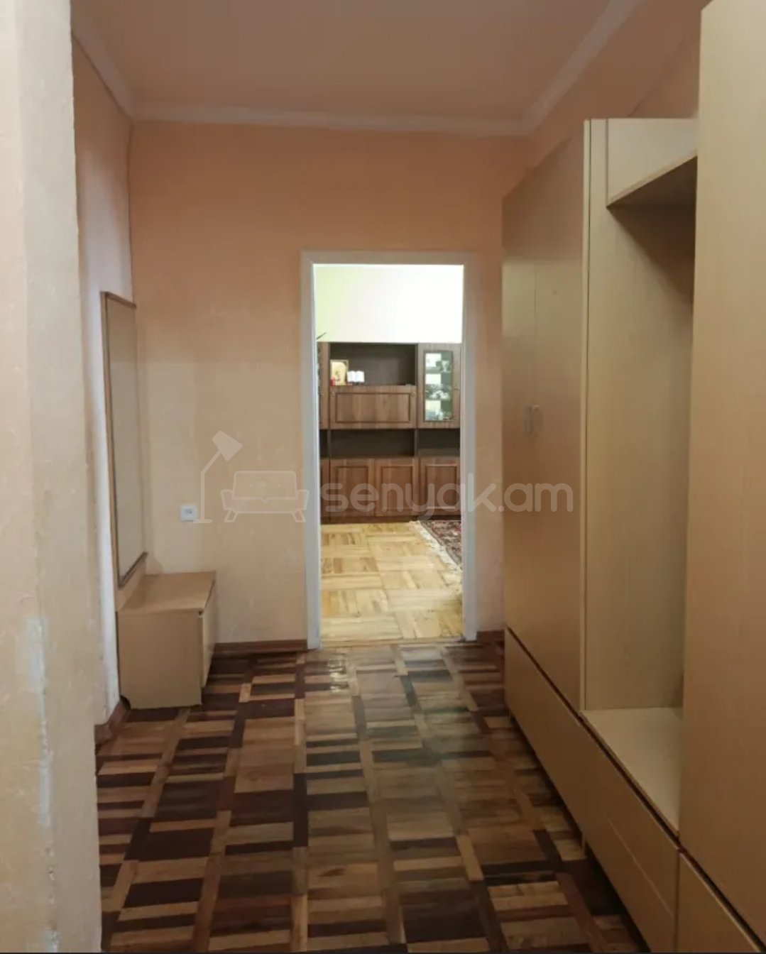 3 Սենյականոց Բնակարան, 82քմ, 5/9 հարկ, Նորմալ Վիճակում