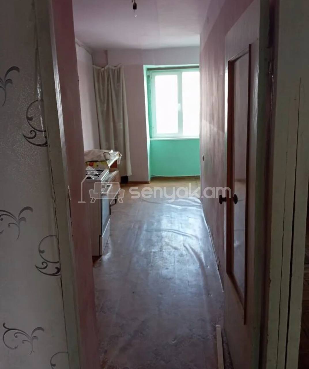 4 Սենյականոց Բնակարան, 90քմ, 7/9 հարկ, Պետական Վիճակում