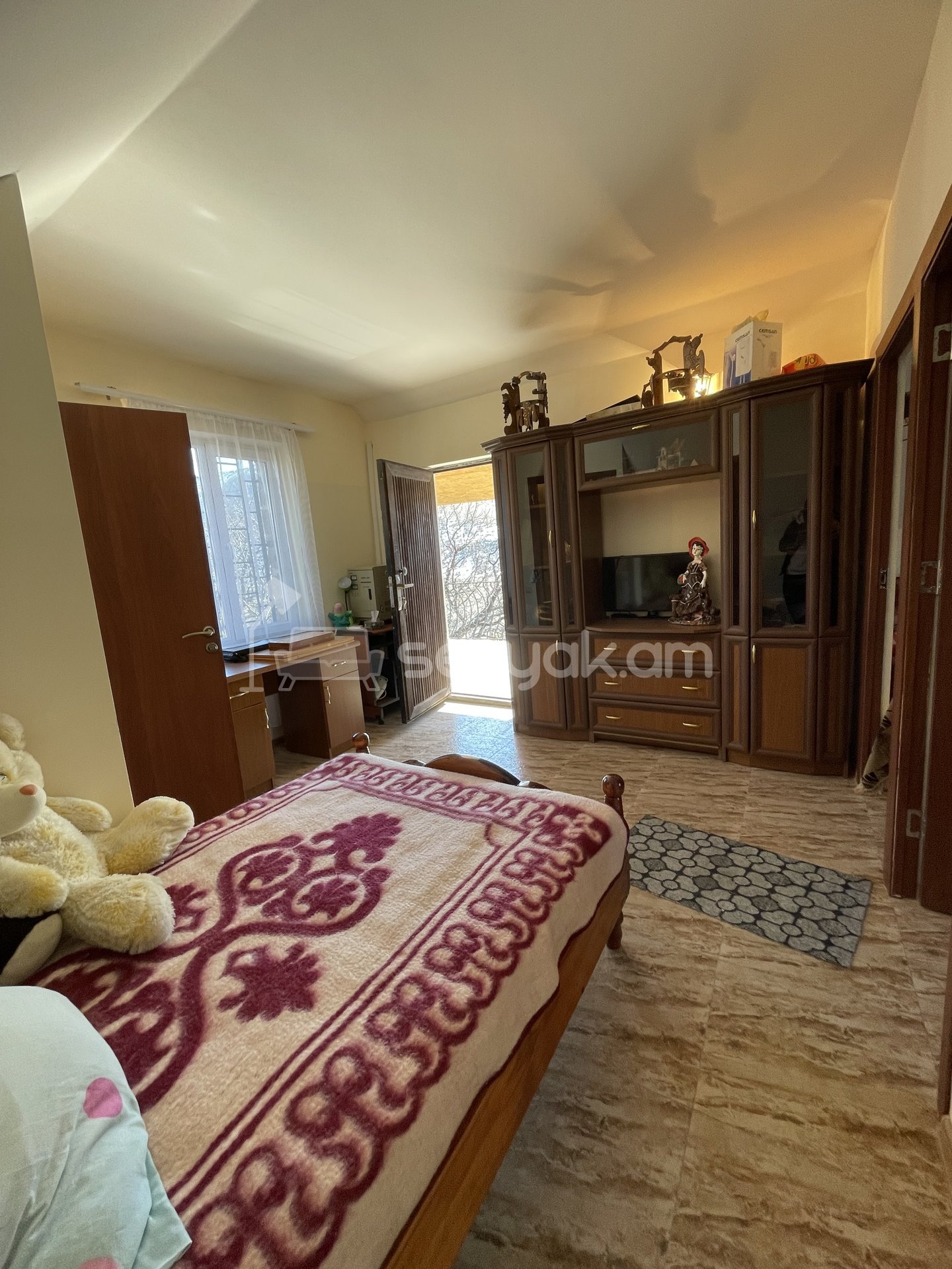 4 Սենյականոց Ամառանոց, 93քմ, Լողավազանով