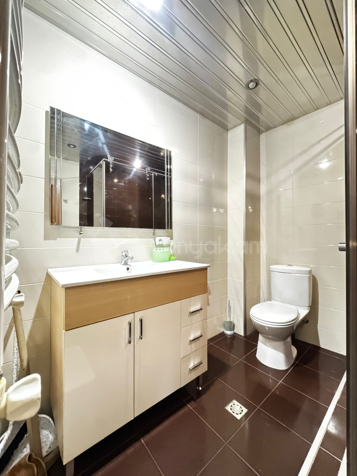 3 Սենյականոց Բնակարան Քարե Շենքում, 100քմ, 3/5 հարկ, Դիզայներական Վերանորոգված, Կահավորված, Արևկող