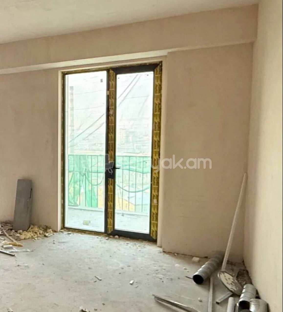 3 Սենյականոց Բնակարան, 103քմ, 10/18 հարկ, Զրոյական Վիճակում