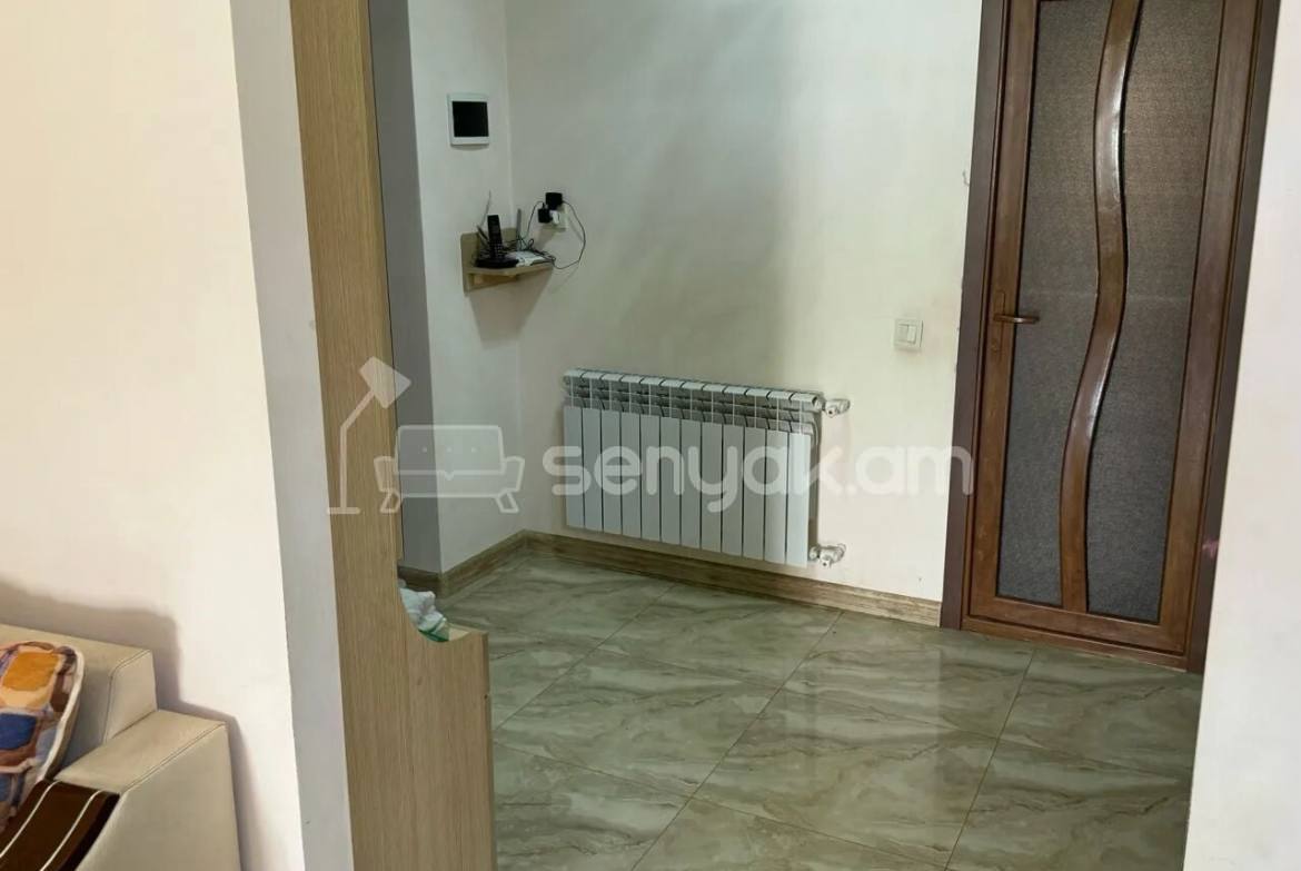 3 Սենյականոց Սեփական Տուն, 80քմ, Նորմալ Վիճակում