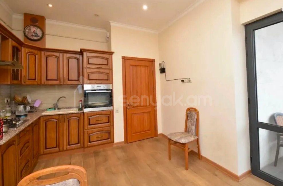 3 Սենյականոց Բնակարան Նորակառույցում, 116քմ, 10/16 հարկ, Դիզայներական Վերանորոգված