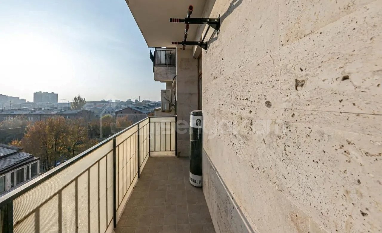 2 Սենյականոց Բնակարան Նորակառույցում, 80քմ, 5/13 հարկ, Կապիտալ Վերանորոգված