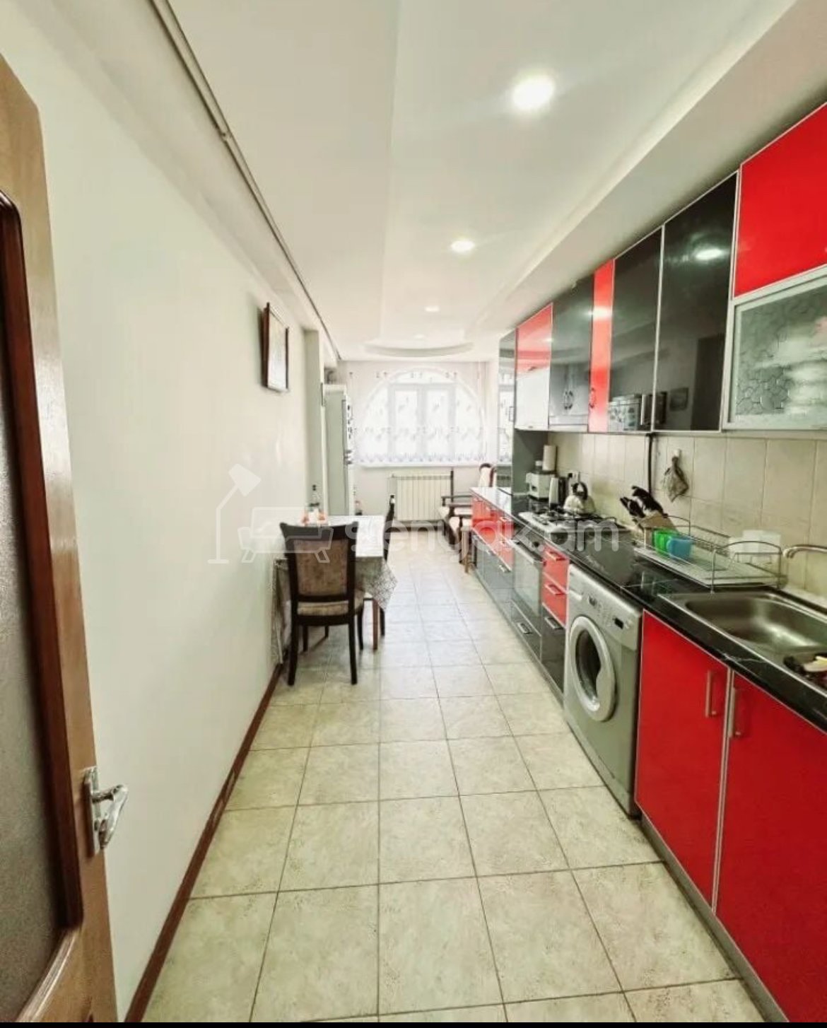 3 Սենյականոց Բնակարան, 81քմ, 13/16 հարկ, Կապիտալ Վերանորոգված