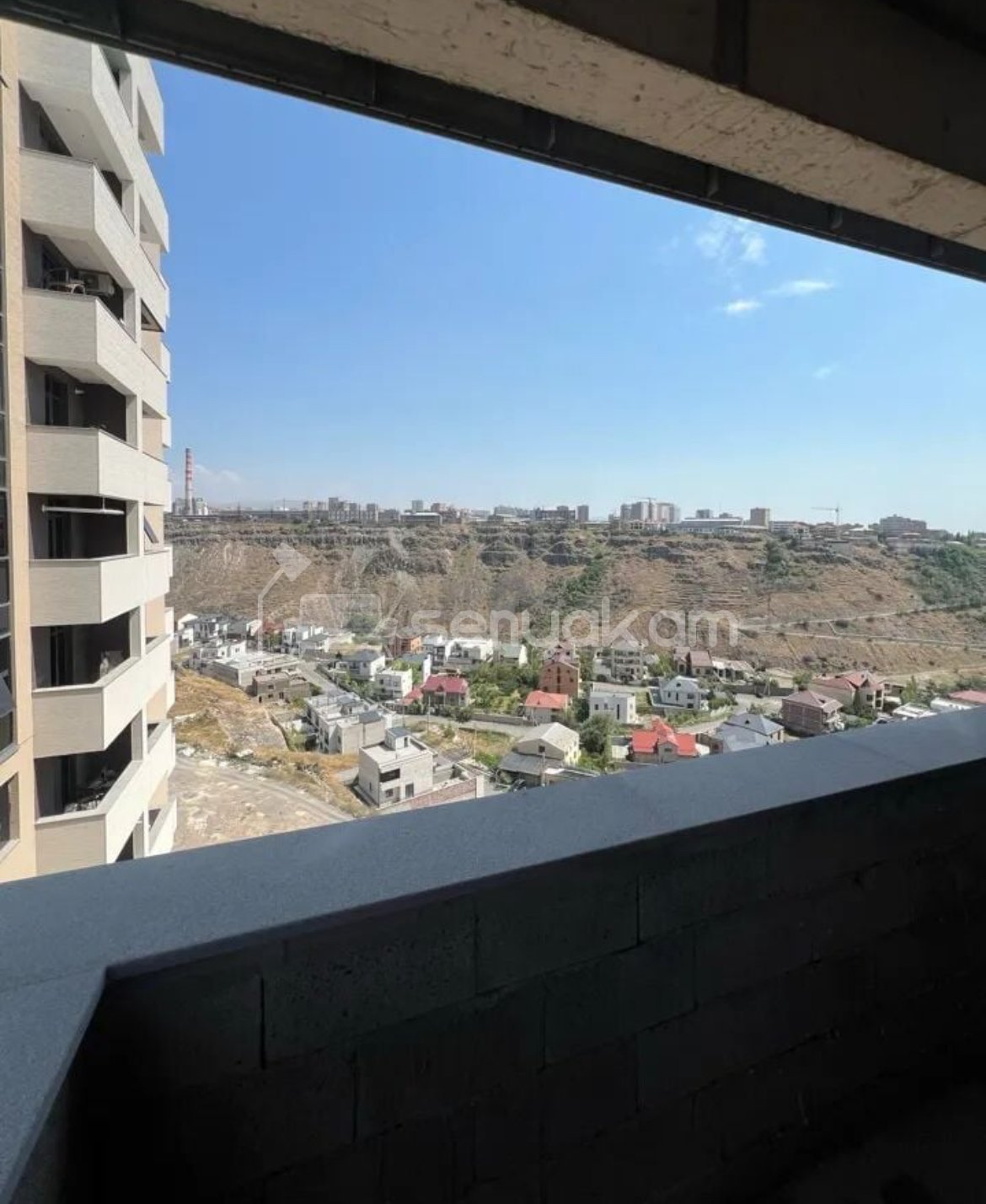 3 Սենյականոց Բնակարան, 110քմ, 14/18 հարկ, Զրոյական Վիճակում