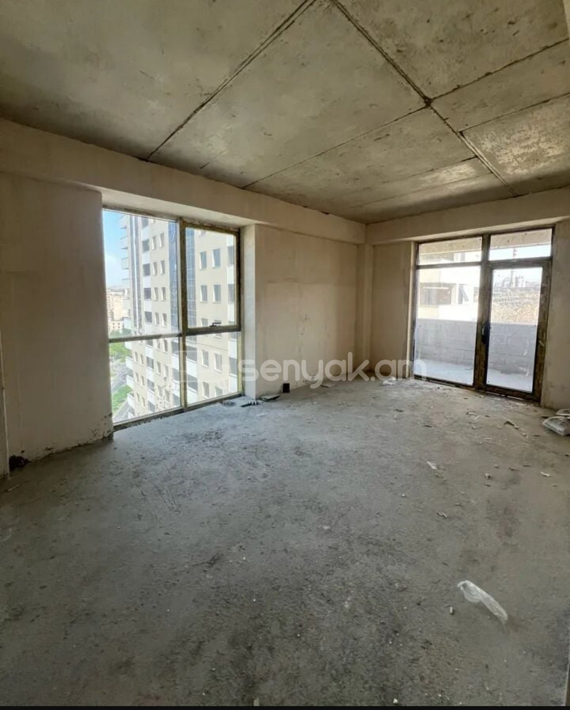 3 Սենյականոց Բնակարան, 110քմ, 14/18 հարկ, Զրոյական Վիճակում