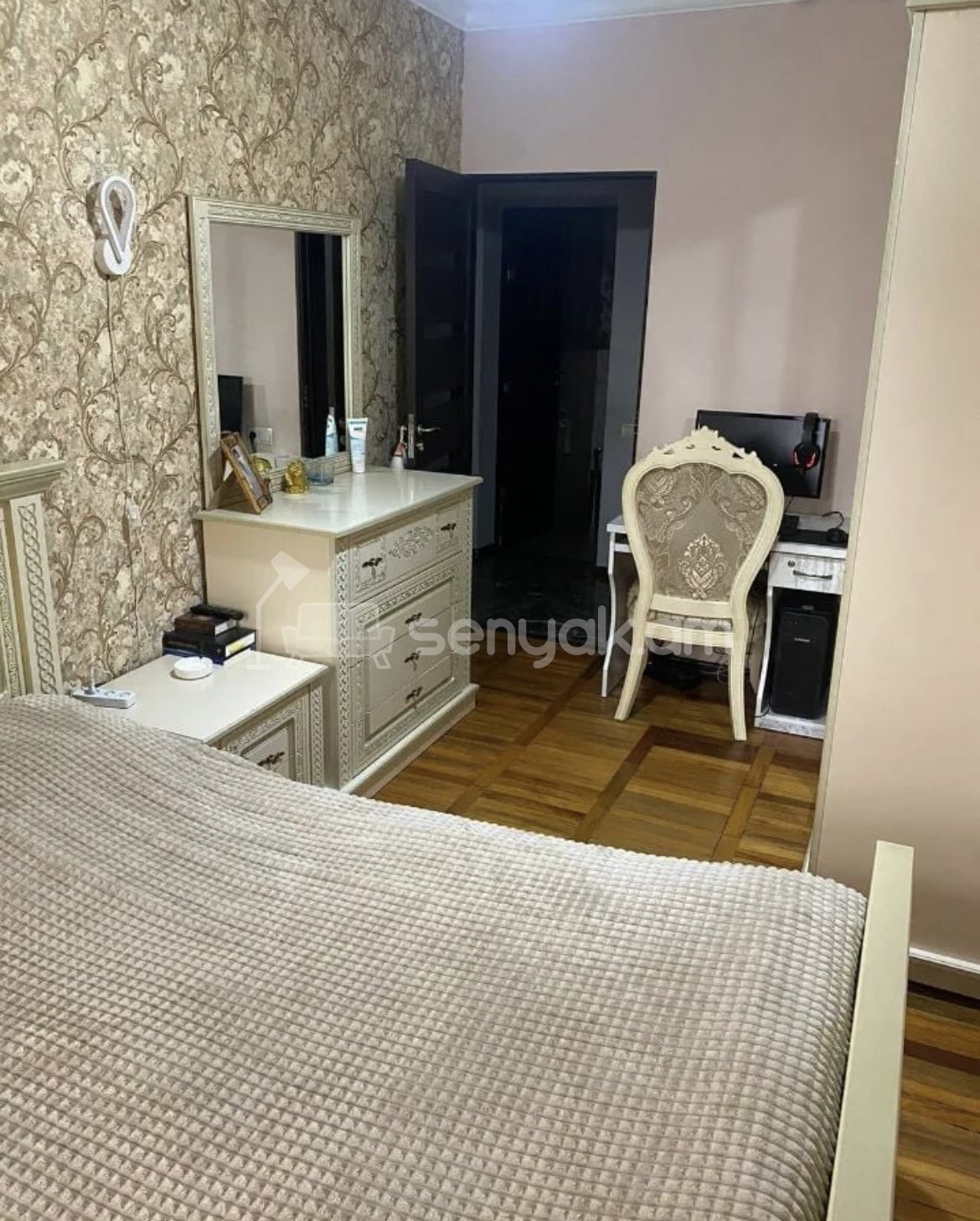 4 Սենյականոց Բնակարան, 120քմ, 2/9 հարկ, Կապիտալ Վերանորոգված