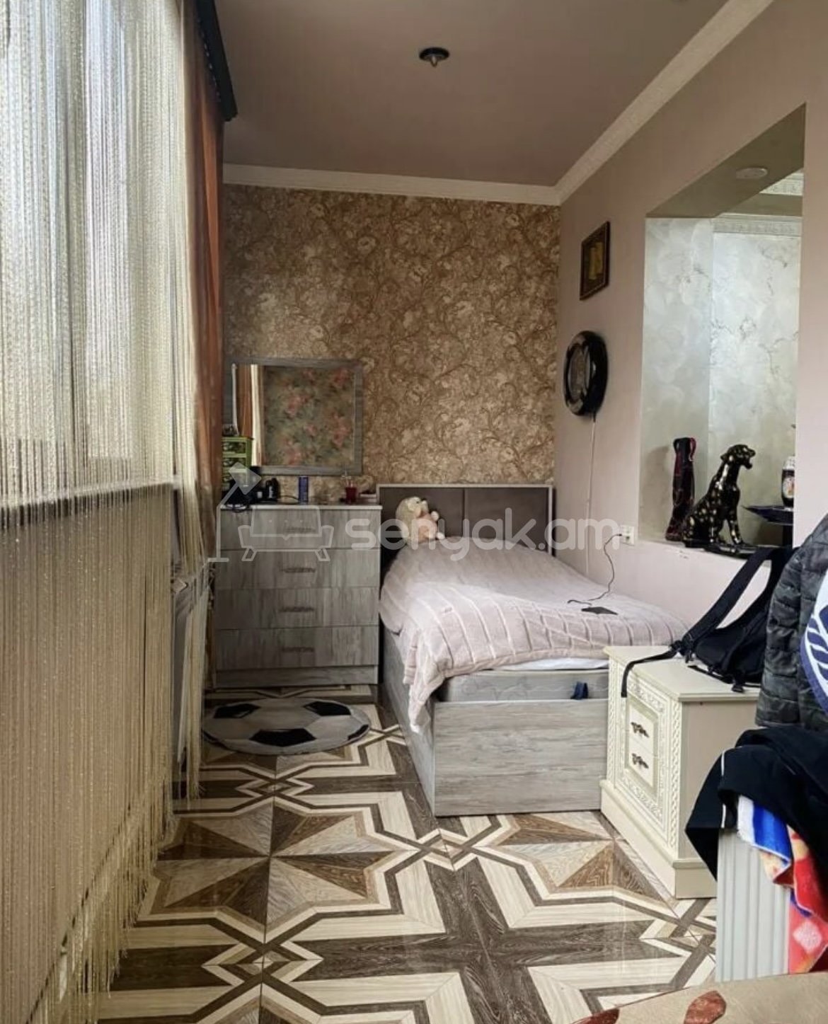 4 Սենյականոց Բնակարան, 120քմ, 2/9 հարկ, Կապիտալ Վերանորոգված