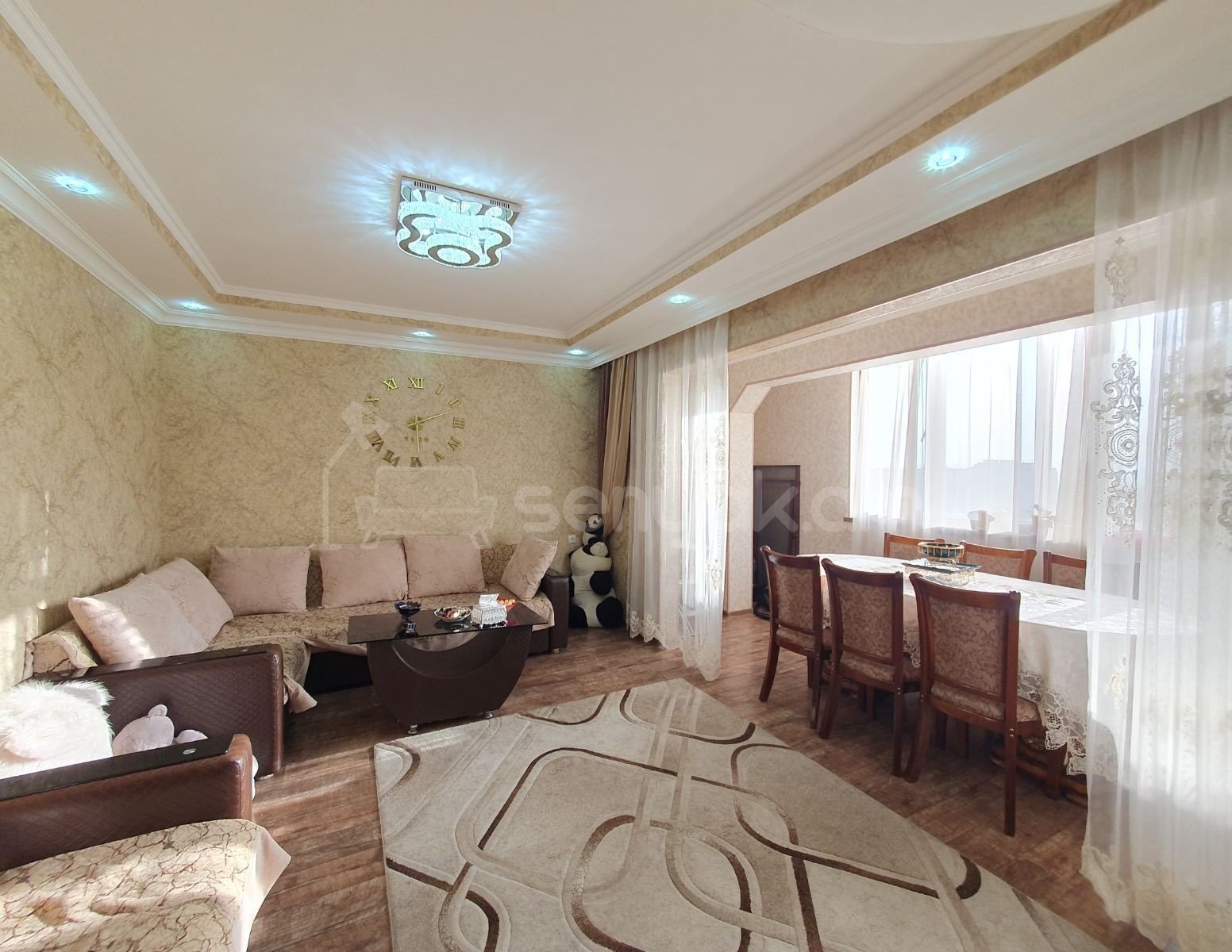 3 Սենյականոց Բնակարան, 74քմ, 3/9 հարկ, Դիզայներական Վերանորոգված