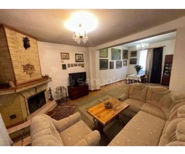 6 Սենյականոց Սեփական Տուն, 212քմ, Կոսմետիկ Վերանորոգված, Ավտոտնակով