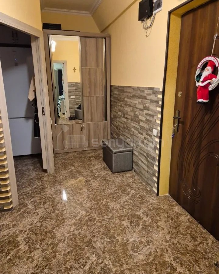 3 Սենյականոց Բնակարան Նորակառույց Քարե Շենքում, 72քմ, 2/8 հարկ, Կապիտալ Վերանորոգված