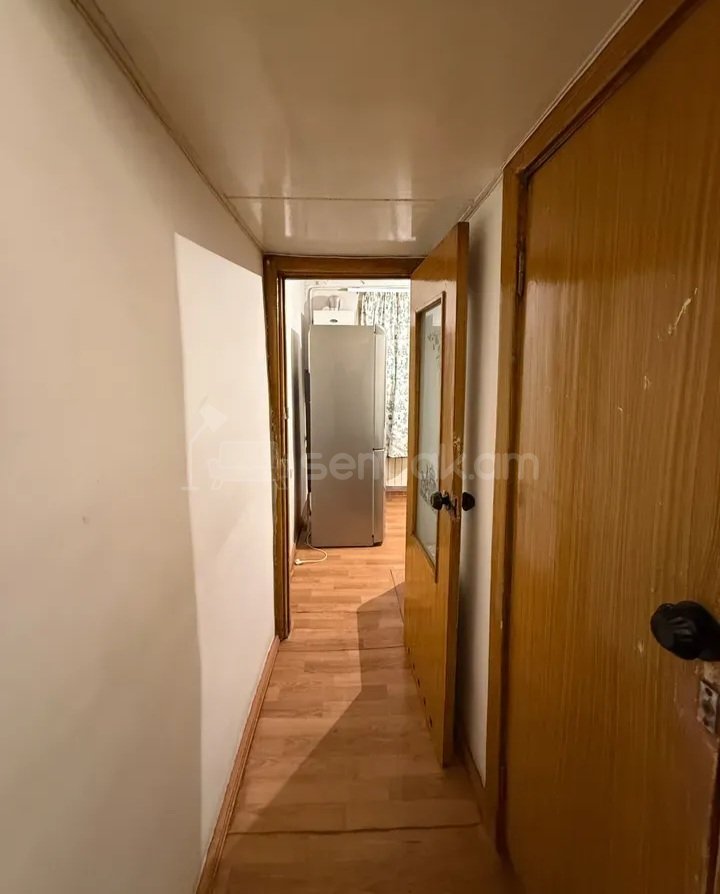 2 Սենյականոց Բնակարան Քարե Շենքում, 54քմ, 5/5 հարկ, Պետական Վիճակում