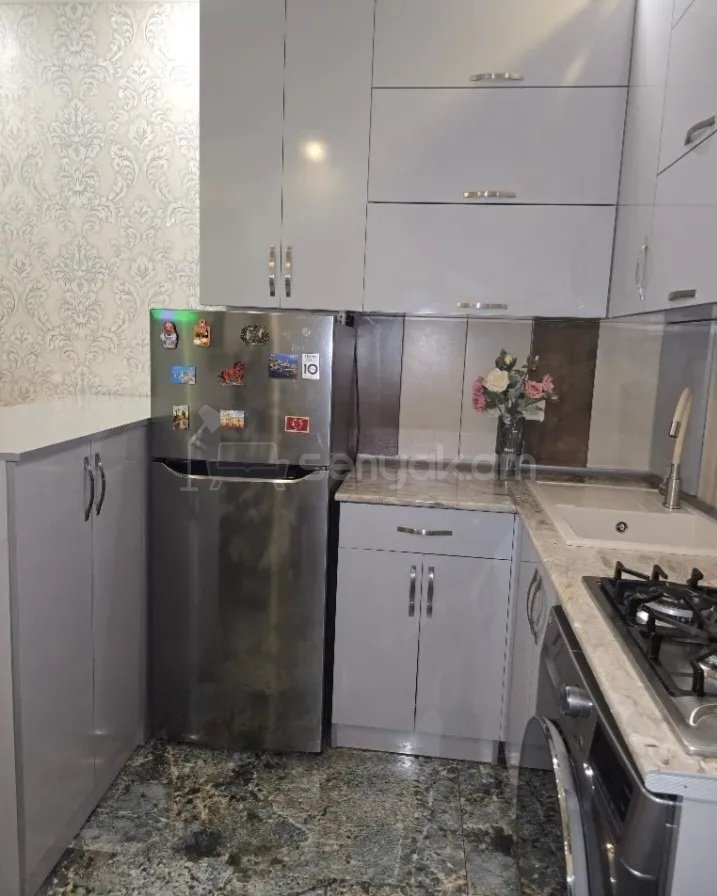 1 Սենյականոց Բնակարան Նորակառույց Քարե Շենքում, 33քմ, 3/5 հարկ, Կապիտալ Վերանորոգված