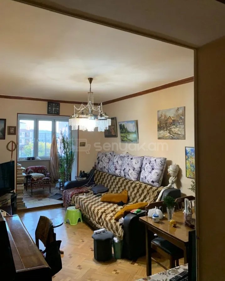 2 Սենյականոց Բնակարան Քարե Շենքում, 63քմ, 2/5 հարկ, Կապիտալ Վերանորոգված