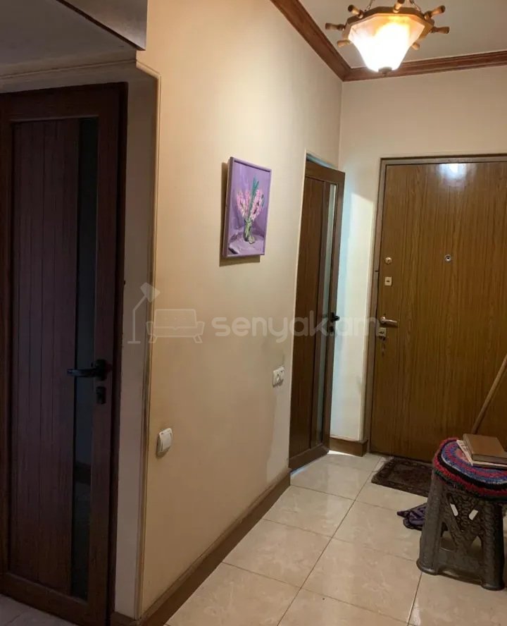 2 Սենյականոց Բնակարան Քարե Շենքում, 63քմ, 2/5 հարկ, Կապիտալ Վերանորոգված