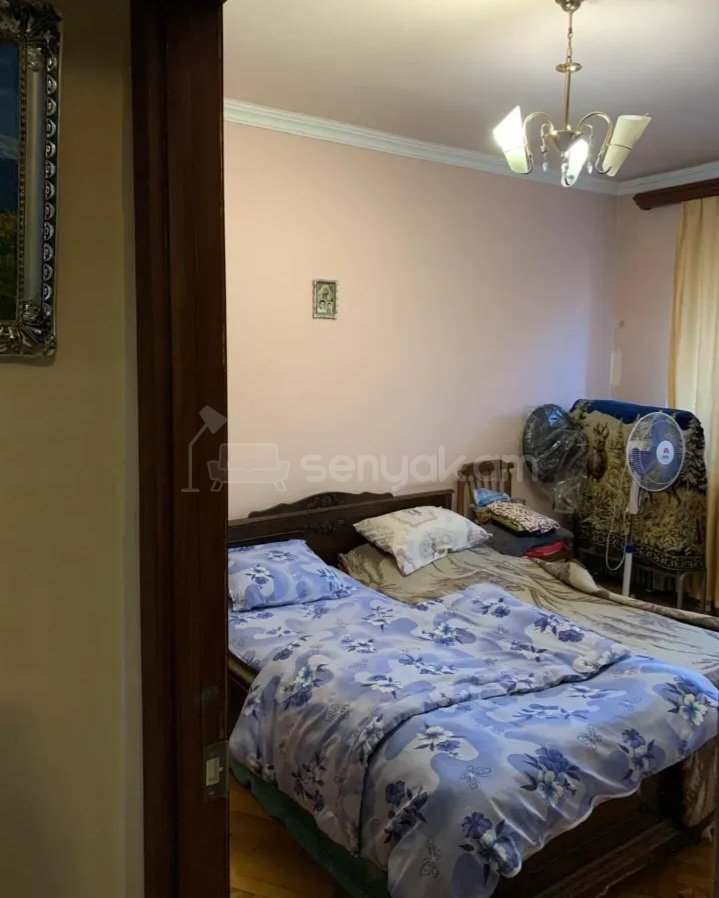 2 Սենյականոց Բնակարան Քարե Շենքում, 63քմ, 2/5 հարկ, Կապիտալ Վերանորոգված