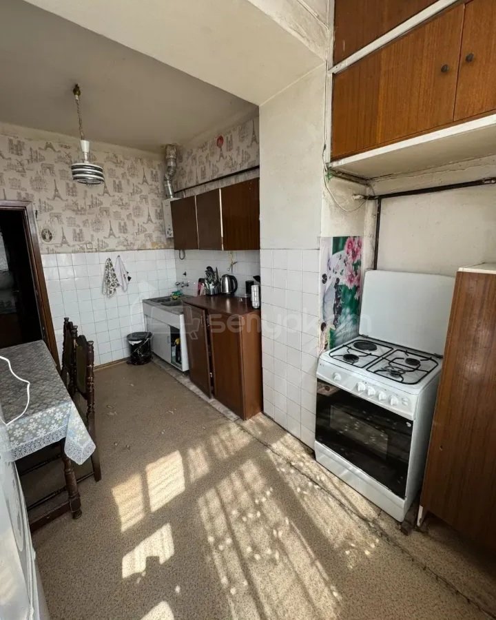 2 Սենյականոց Բնակարան Քարե Շենքում, 54քմ, 6/6 հարկ, Նորմալ Վիճակում