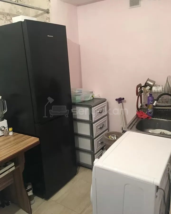 1 Սենյականոց Բնակարան Քարե Շենքում, 36քմ, 3/6 հարկ, Կոսմետիկ Վերանորոգված