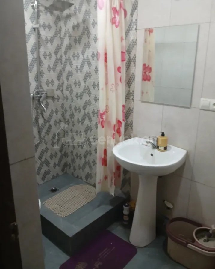 1 Սենյականոց Բնակարան, 30քմ, 1/5 հարկ, Դիզայներական Վերանորոգված