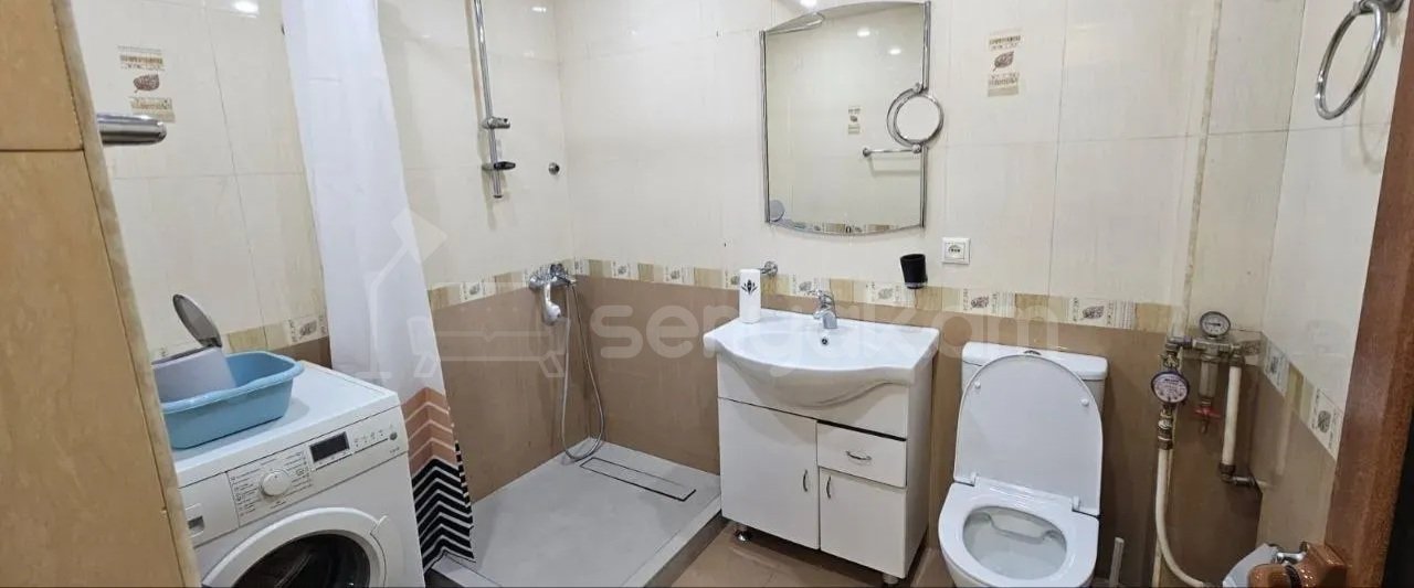 2 Սենյականոց Բնակարան Քարե Շենքում, 47քմ, 5/7 հարկ, Դիզայներական Վերանորոգված