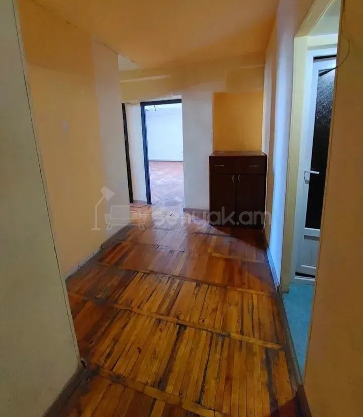 2 Սենյականոց Բնակարան, 80քմ, 11/13 հարկ, Նորմալ Վիճակում