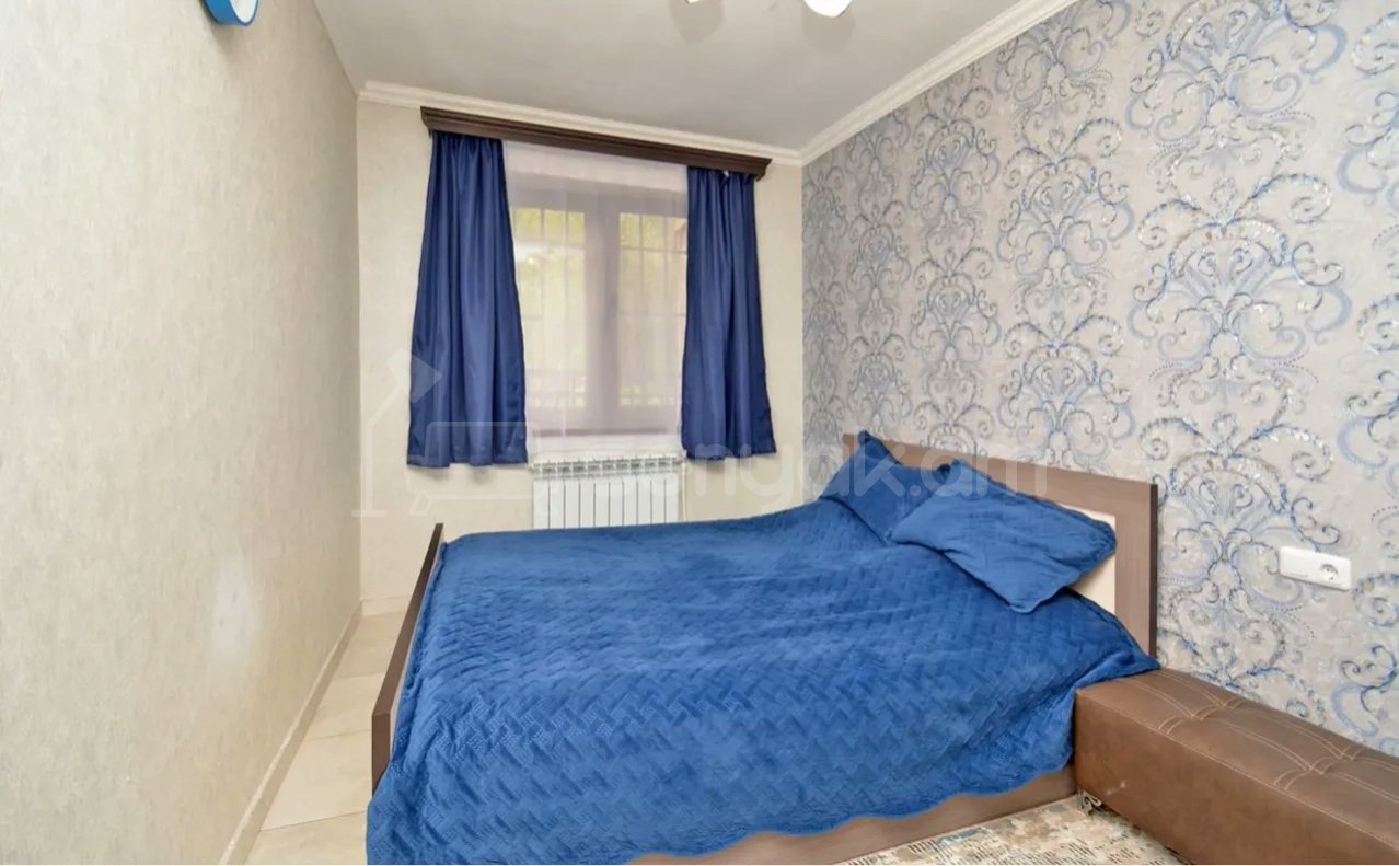 2 Սենյականոց Բնակարան Քարե Շենքում, 52քմ, 2/4 հարկ, Կապիտալ Վերանորոգված