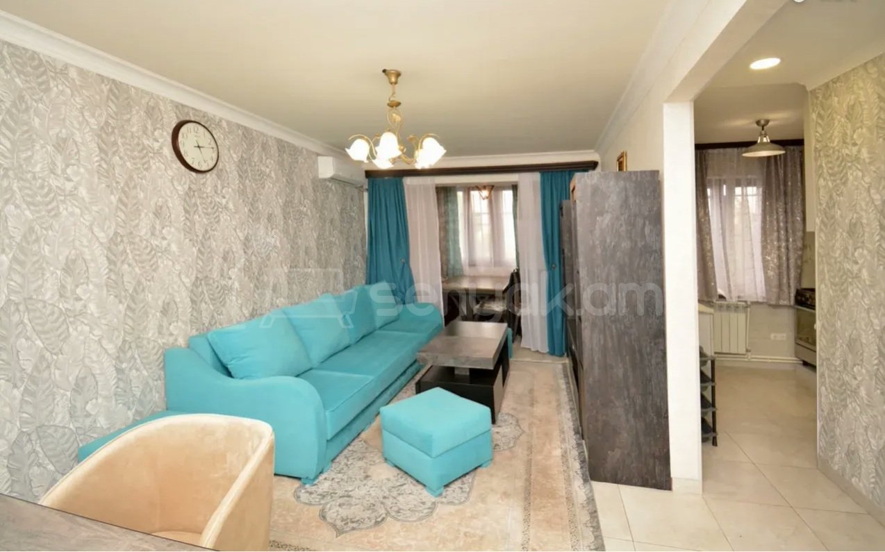 2 Սենյականոց Բնակարան Քարե Շենքում, 52քմ, 2/4 հարկ, Կապիտալ Վերանորոգված