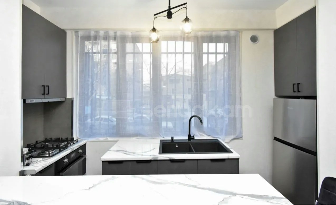 3 Սենյականոց Բնակարան, 63քմ, 2/9 հարկ, Կապիտալ Վերանորոգված