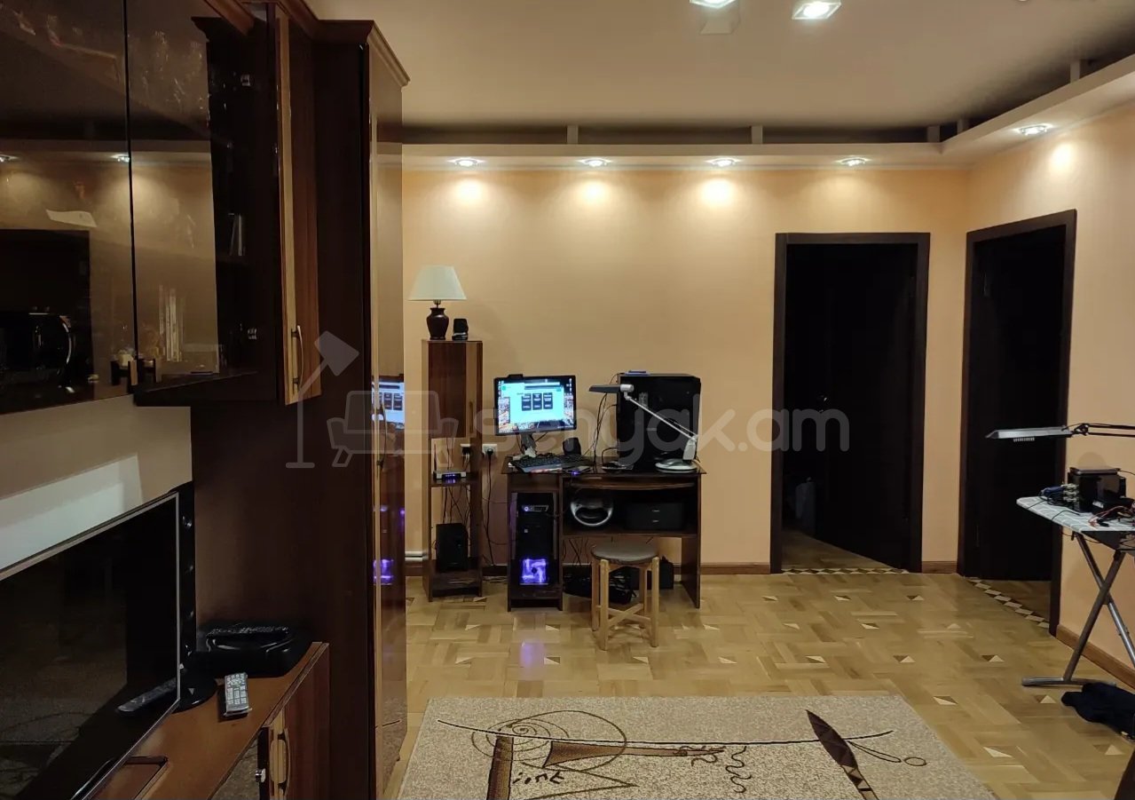 3 Սենյականոց Բնակարան, 70քմ, 4/9 հարկ, Դիզայներական Վերանորոգված