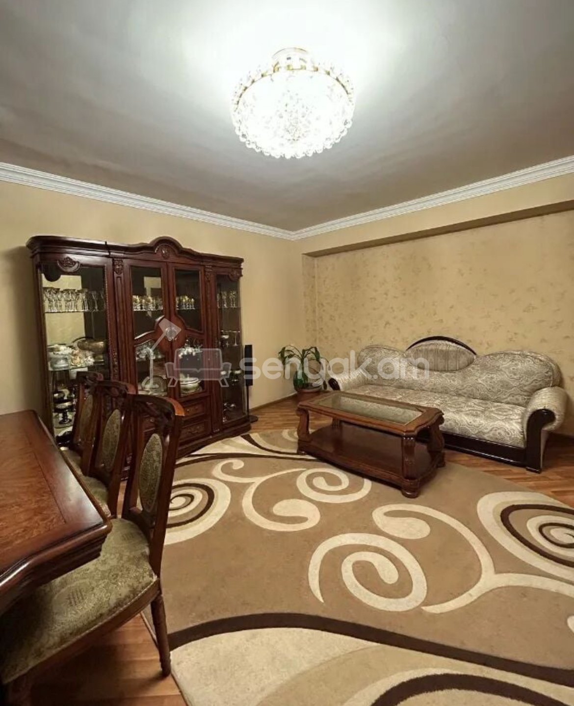 4 Սենյականոց Բնակարան, 89քմ, 1/9 հարկ, Կապիտալ Վերանորոգված