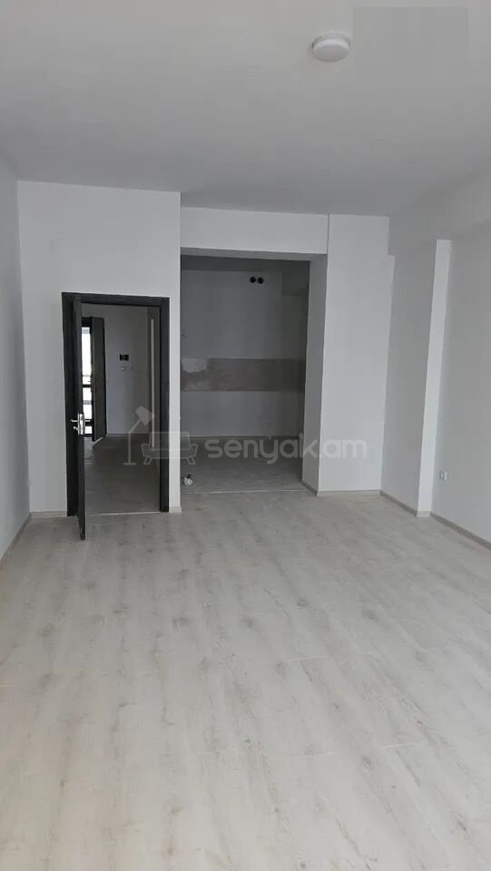 2 Սենյականոց Բնակարան Նորակառույցում, 81քմ, 6/13 հարկ, Կապիտալ Վերանորոգված