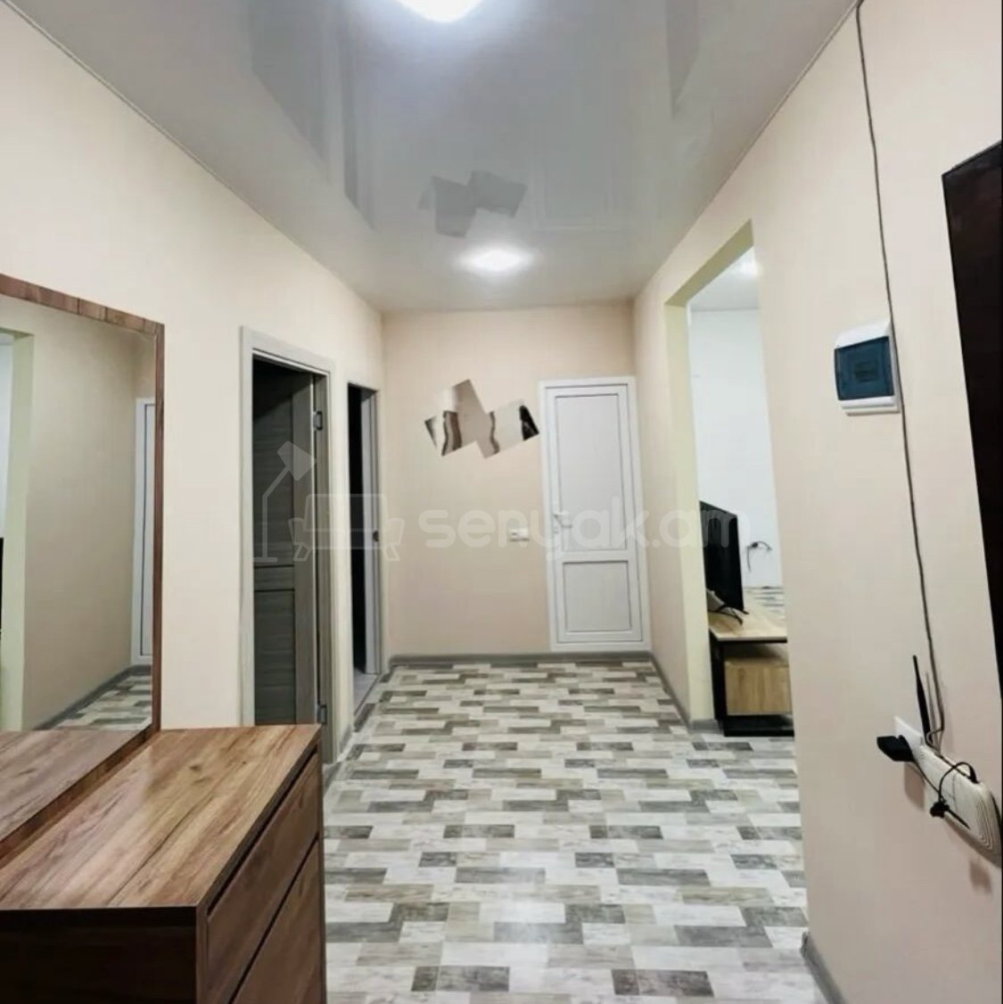 3 Սենյականոց Բնակարան Նորակառույցում, 78քմ, 3/4 հարկ, Դիզայներական Վերանորոգված, Կահավորված