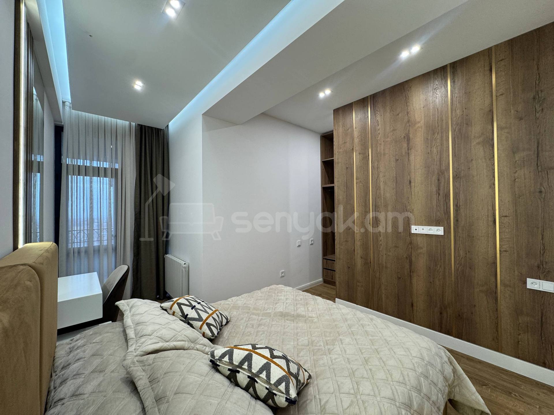 3 Սենյականոց Բնակարան Նորակառույցում, 90քմ, 6/7 հարկ, Դիզայներական Վերանորոգված, Կահավորված, Արևկող