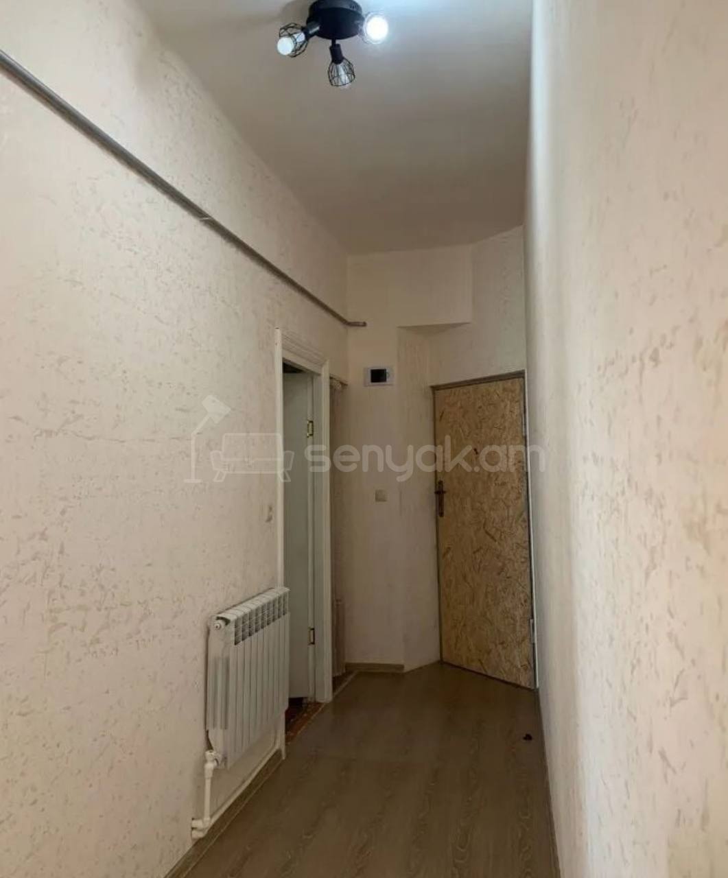 3 Սենյականոց Բնակարան Քարե Շենքում, 78քմ, 4/4 հարկ, Կոսմետիկ Վերանորոգված, Կահավորված