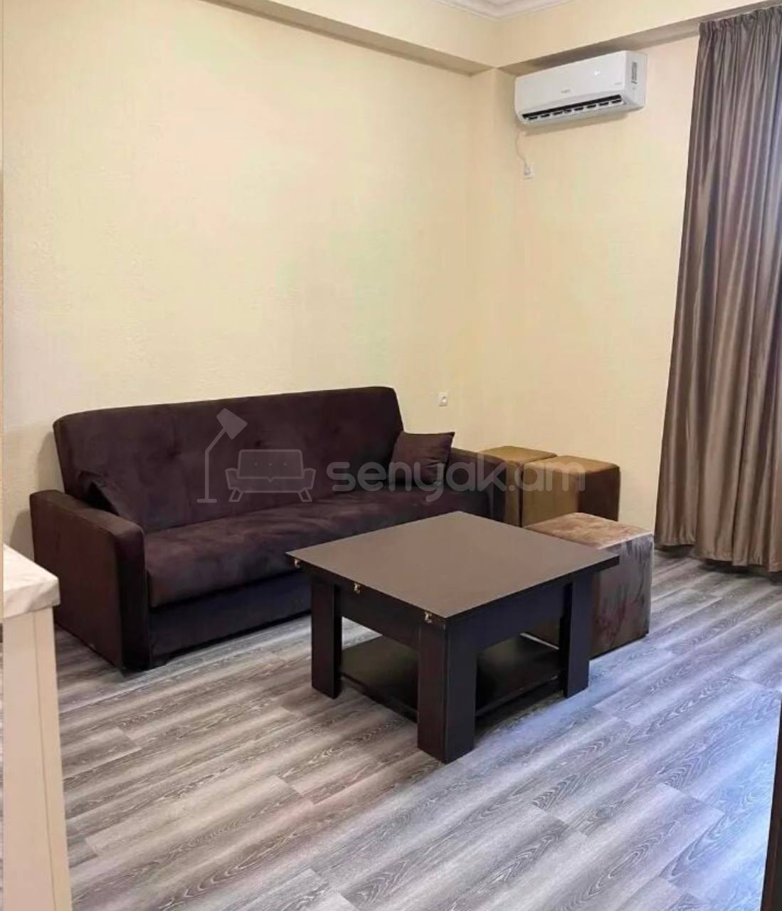 2 Սենյականոց Բնակարան, 40քմ, 1/4 հարկ, Կապիտալ Վերանորոգված, Կահավորված