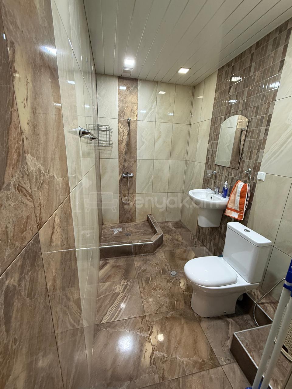 3 Սենյականոց Բնակարան Նորակառույցում, 66քմ, 2/15 հարկ, Կապիտալ Վերանորոգված