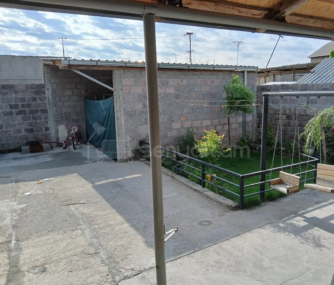 3 Սենյականոց Սեփական Տուն, 90քմ, Կապիտալ Վերանորոգված, Ավտոտնակով