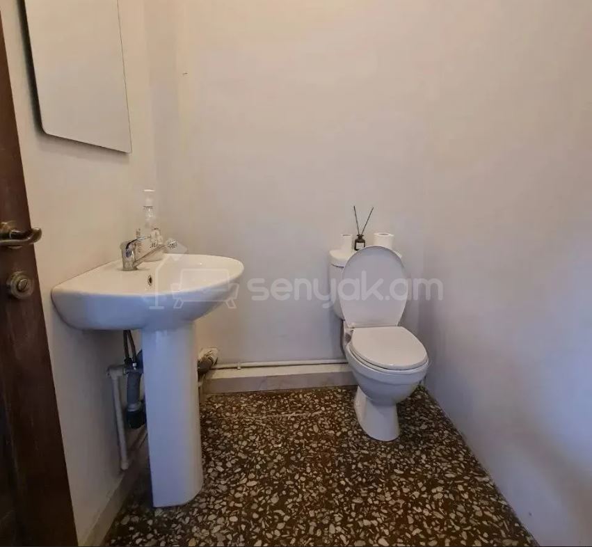 Կոմերցիոն Տարածք, 72քմ, Կապիտալ Վերանորոգված