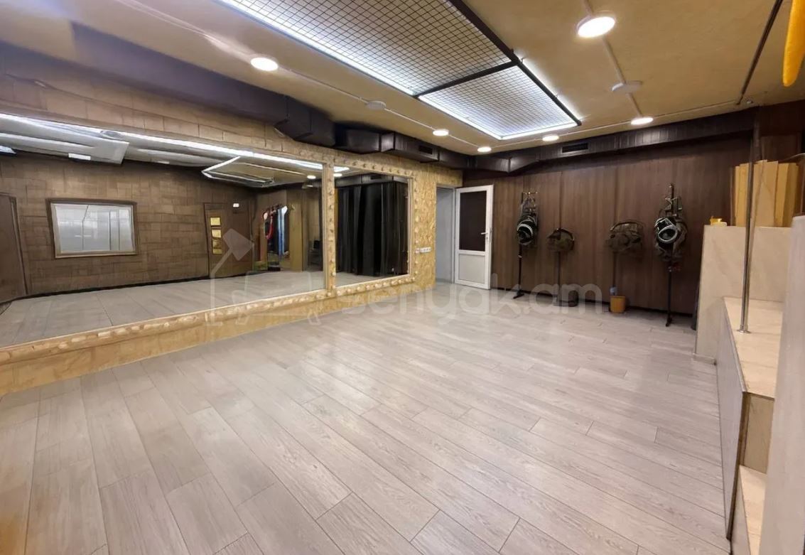 Կոմերցիոն Տարածք, 72քմ, Կապիտալ Վերանորոգված