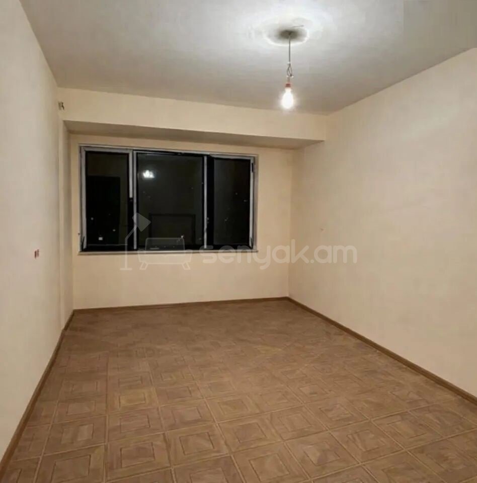 3 Սենյականոց Բնակարան, 97քմ, 10/14 հարկ, Պետական Վիճակում