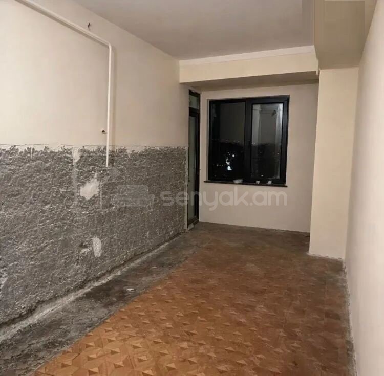 3 Սենյականոց Բնակարան, 97քմ, 10/14 հարկ, Պետական Վիճակում