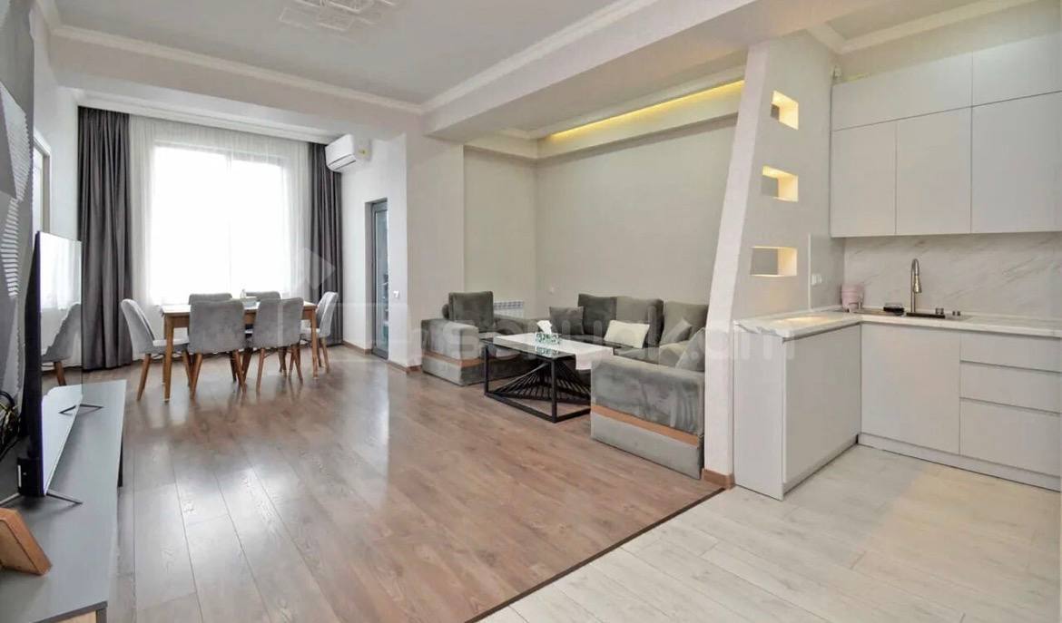 3 Սենյականոց Բնակարան, 78քմ, 3/4 հարկ, Կապիտալ Վերանորոգված