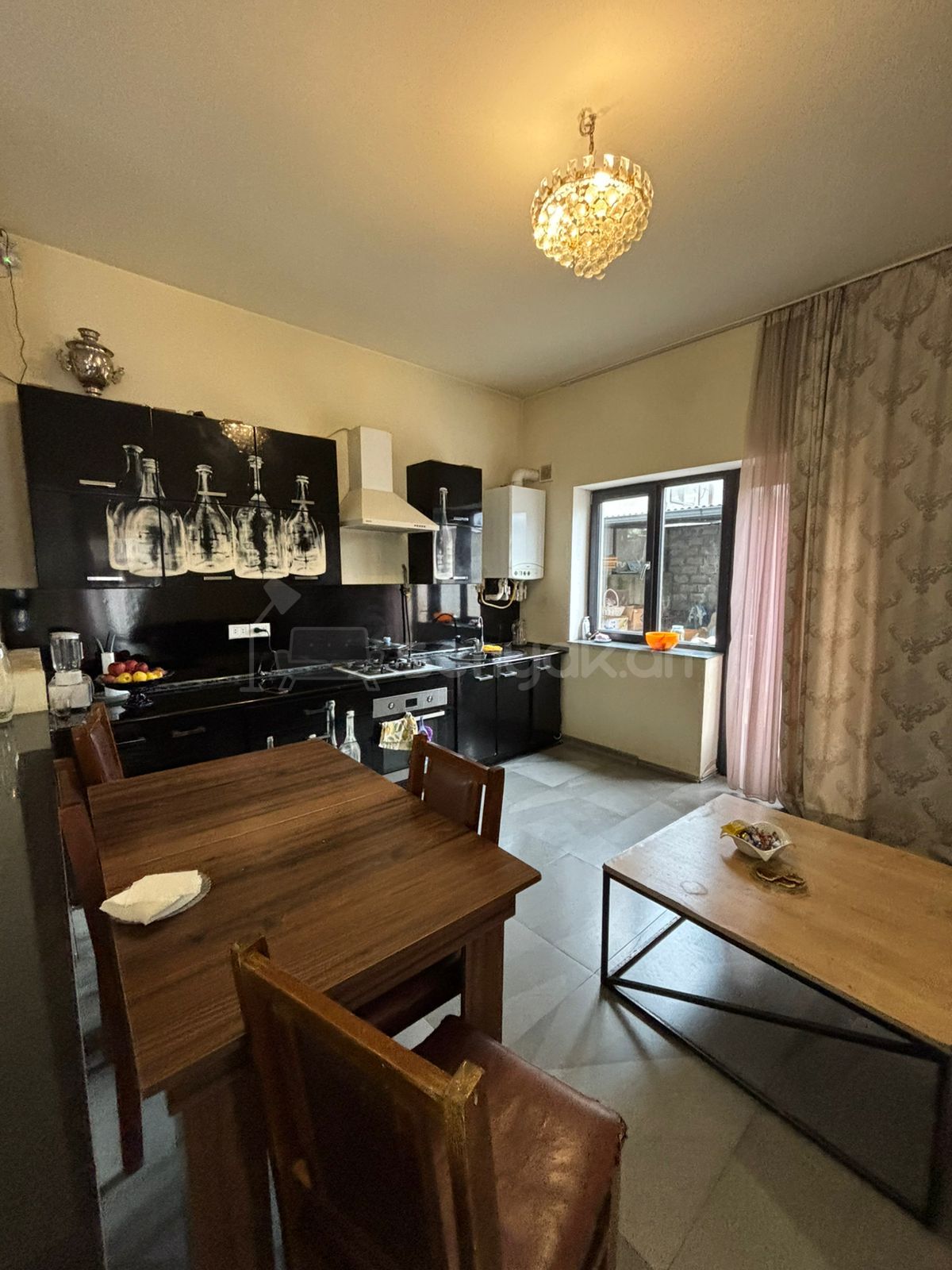 5 Սենյականոց Սեփական Տուն, 177քմ, Կապիտալ Վերանորոգված