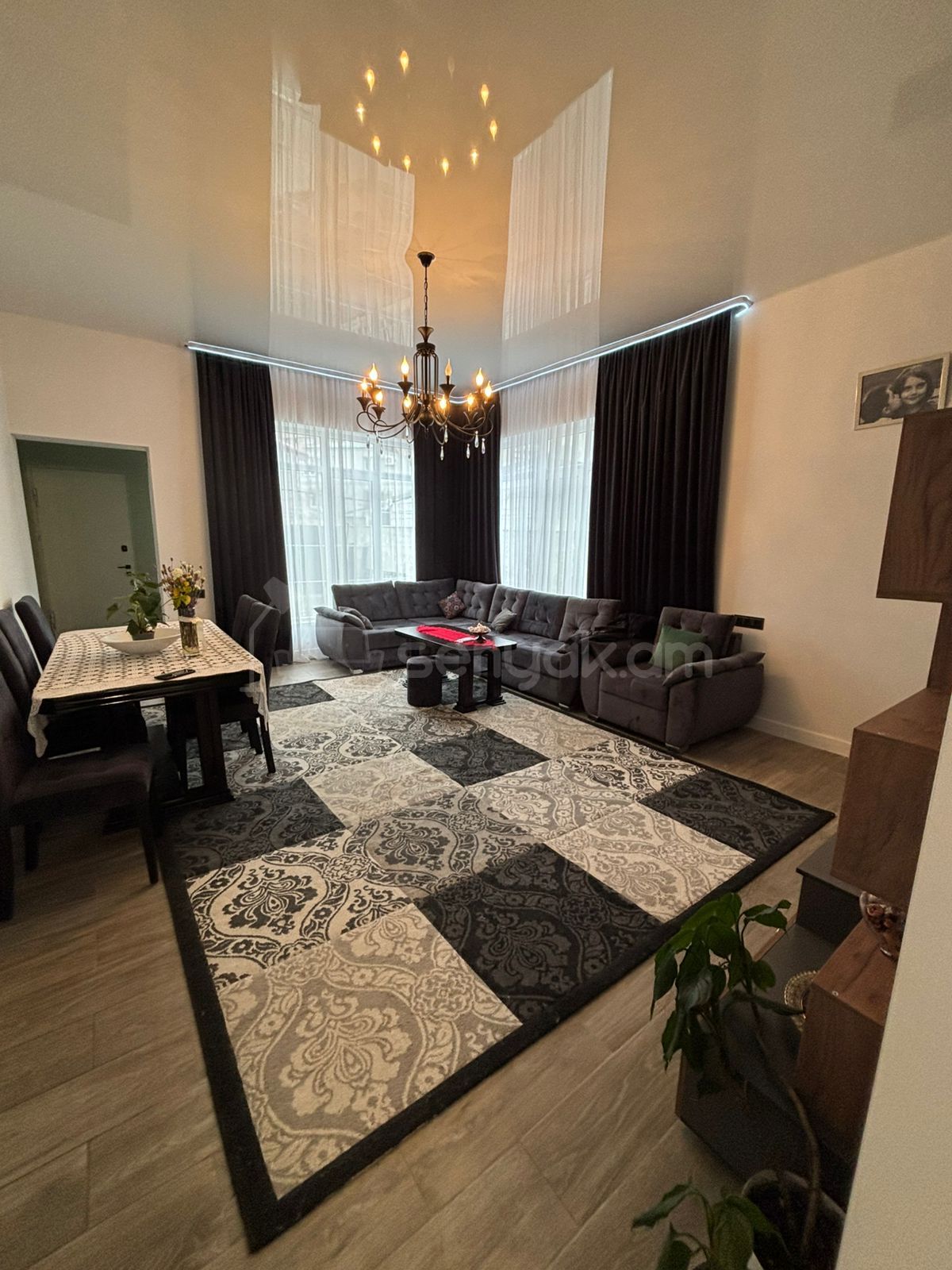 4 Սենյականոց Սեփական Տուն, 122քմ, Կապիտալ Վերանորոգված