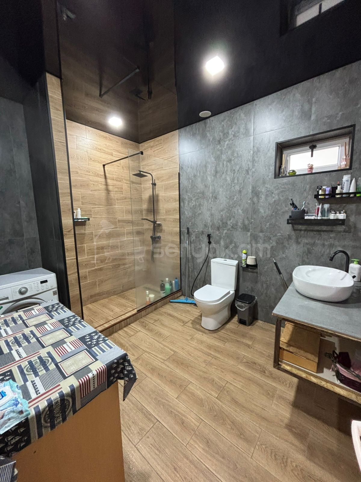 4 Սենյականոց Սեփական Տուն, 122քմ, Կապիտալ Վերանորոգված