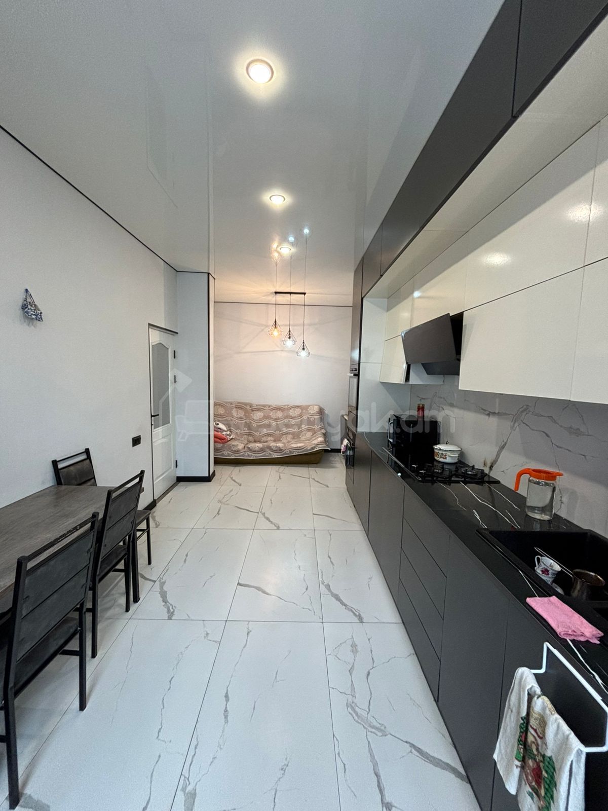 4 Սենյականոց Սեփական Տուն, 122քմ, Կապիտալ Վերանորոգված